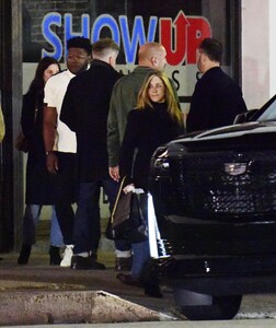 jennifer-aniston-and-friends-out-for-a-party-at-horses-in-los-angeles-03-03-2023-2.jpg