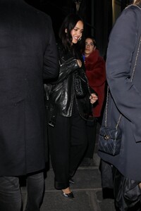 jessica-alba-night-out-at-paris-fashion-week-03-04-2023-5.jpg