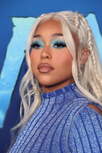 jordyn-wood-at-avatar-the-way-of-water-premiere-in-los-angeles-12-12-2022-2.jpg