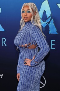 jordyn-wood-at-avatar-the-way-of-water-premiere-in-los-angeles-12-12-2022-6.jpg