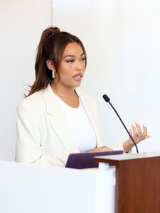 jordyn-woods-at-brunchin-with-bgs-in-los-angeles-09-10-2022-2.jpg