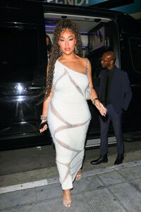 jordyn-woods-night-out-in-los-angeles-01-06-2023-1.thumb.jpg.a11cb5738f38a4d7929f7d4fb1146c09.jpg