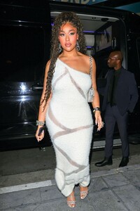 jordyn-woods-night-out-in-los-angeles-01-06-2023-5.thumb.jpg.e5b044aed3e1861ad32a3f97c934d1be.jpg