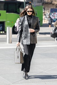 karlie-kloss-out-and-about-in-new-york-03-21-2023-0.jpg