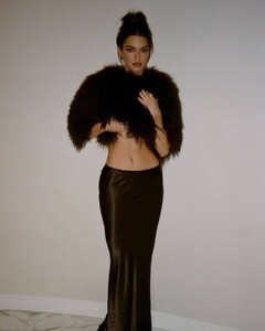 kendall-jenner-2023-oscar-photoshoot-march-2023-6.jpg