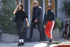 kendall-jenner-and-justine-skye-at-zinc-salon-in-west-hollywood-02-28-2023-8.jpg