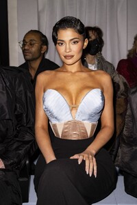 kylie-jenner-at-jean-paul-gaultier-show-at-paris-fashion-week-01-25-2023-1.jpg