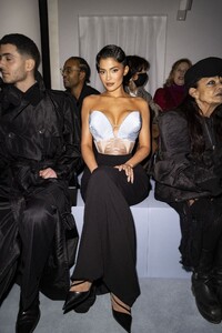 kylie-jenner-at-jean-paul-gaultier-show-at-paris-fashion-week-01-25-2023-4.jpg