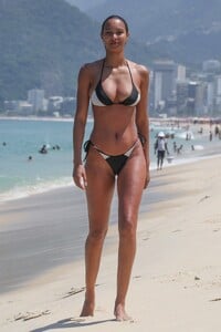 lais_ribeiro_-_in_rio_20230321__96_.jpg