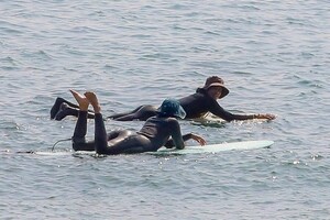 leighton-meester-out-surfing-in-malibu-03-03-2022-4.jpg
