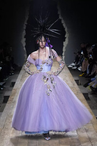 moschinofw23r2.thumb.jpg.a503425c706d27c5a8533824ecfecfe8.jpg