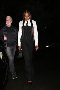 naomi-campbell-leaves-jimmy-iovine-s-70th-birthday-bash-in-los-angeles-03-11-2023-0.jpg