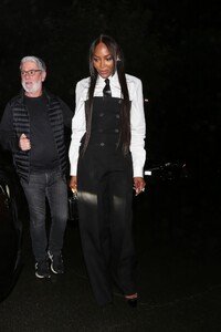naomi-campbell-leaves-jimmy-iovine-s-70th-birthday-bash-in-los-angeles-03-11-2023-4.jpg