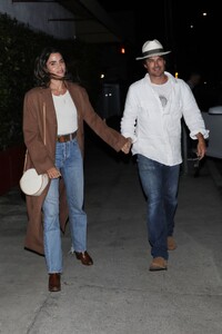 nikki-reed-and-ian-somerhalder-out-in-santa-monica-04-06-2022-2.jpg