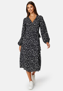 object-collectors-item-seline-wrap-dress-black-aopwhite-dots.thumb.jpg.6066a4c52686c1cc4e6b64c414f0bcfa.jpg