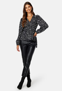 object-collectors-item-seline-wrap-top-black-aopwhite-dots_1.thumb.jpg.03ff48a556404e343d1b69c18ad89d98.jpg