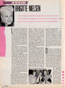 petraDe1187BrigitteNielsen.thumb.jpg.e35d27d19182be63fc3ff0dd9efbd628.jpg