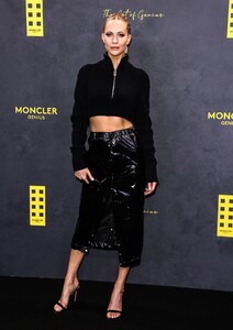 poppy-delevingne-at-moncler-presents-the-art-of-genius-in-london-02-20-2023-2.jpg