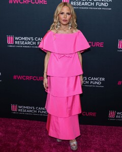 rachel-zoe-at-women-s-cancer-research-fund-s-an-unforgettable-evening-benefit-gala-at-beverly-wilshire-hotel-03-16-2023-2.jpg
