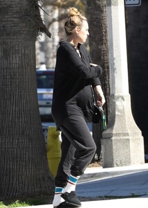 rumer-willis-at-surya-spa-in-santa-monica-03-02-2023-2.jpg