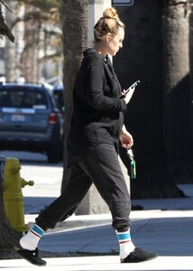 rumer-willis-at-surya-spa-in-santa-monica-03-02-2023-3.jpg