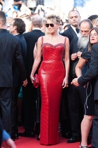 sharon-stone-at-elvis-premiere-at-75th-annual-cannes-film-festival-05-25-2022-6.jpg