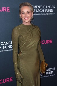 sharon-stone-at-women-s-cancer-research-fund-s-an-unforgettable-evening-benefit-gala-at-beverly-wilshire-hotel-03-16-2023-6.jpg