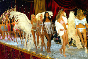 supermodel.pictures-vsfs2003-1406.jpg