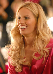 supermodel.pictures-vsfs2006-316.thumb.jpg.f59f83c1859be6f5fb4895ff5694f755.jpg