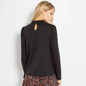 t-shirt-a-plumetis-avec-col-fronce-noir-femme-du-34-au-48-zd446_2_zc4.jpg