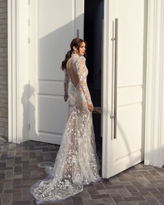 veronika_korshun.bridal_296784563_1096876147917162_1669263375072391014_n.jpg