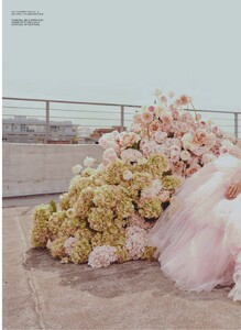zendaya-elle-canada-april-2023-issue-6.jpg