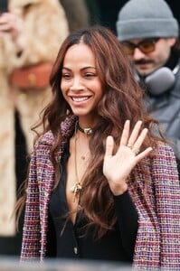 zoe-saldana-at-chanel-show-at-paris-fashion-week-03-07-2023-5.jpg