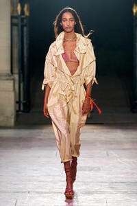 00001-Isabel-Marrant-Spring-22-RTW-Paris-credit-Gorunway.thumb.jpg.2e5ab4ee8b9a62dde9c1d6c605c261e8.jpg