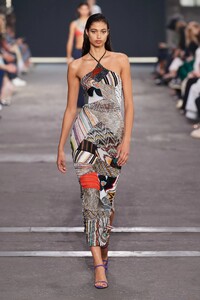 00019-Missoni-Spring-22-RTW-Milan-credit-Filippo-Fior-Gorunway.thumb.jpg.80c87d18085c68ad753ac408b6fcad6e.jpg