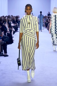00038-Jil-Sander-Spring-22-RTW-Milan-credit-Alessandro-Lucioni-Gorunway.thumb.jpg.0244c6ce8ce6dd38fbcfc1434e536776.jpg
