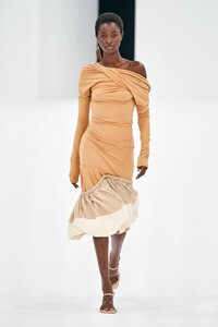 00040-Sportmax-Spring-22-RTW-Milan-credit-Alessandro-Lucioni-Gorunway.thumb.jpg.07cc221e13ef57c693c81b583f5a88c2.jpg