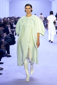 00044-Jil-Sander-Spring-22-RTW-Milan-credit-Alessandro-Lucioni-Gorunway.thumb.jpg.0ff6bb2f117637081b266f6ea4a41eb1.jpg