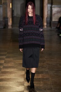 00045-Raf-Simons-Spring-22-RTW-Paris-credit-Gorunway.thumb.jpg.915ce783e98d171d923c031a99848db5.jpg