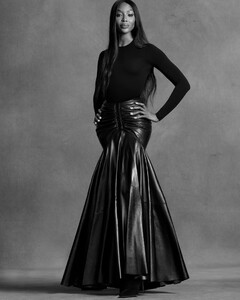 1009535500_VogueUSNovember2020104.thumb.jpg.d3f9b40793ff132ea91d84a803507dd4.jpg