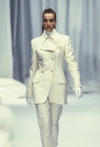 1117246921_Complice1992WomenRTW117.thumb.jpg.1a422a18fe42c11b4365fe86a572b1f3.jpg