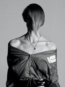 1358308452_InterviewMagazineMarch201814.thumb.jpg.4142d44147a5c934cb18198120eec0fa.jpg