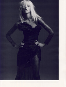 Vogue Paris (April 2008) - Simplement Couture - 005.jpg