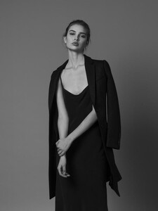 Ekaterina Stook 442465-big.jpg
