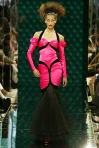 1752073446_RobertAbiNader2005HauteCouture72-.thumb.jpg.ba5909714d7e0b1747aa55698bf6b345.jpg