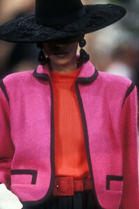 176413566_amaliavairelliys8910--.thumb.jpg.bb26b0c52f19e84ffa36b3533bed38d8.jpg
