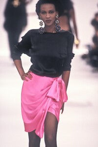 1976671568_amaliavairelliys9124--.thumb.jpg.12677746d45f979d4cf2c9205604afb7.jpg