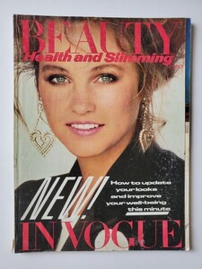1981-UK-Beauty-In-VOGUE-mag-Lisa-Ryall.thumb.jpg.0354f8c8299158f77f2a0374e532c8f8.jpg