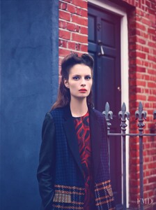 2078399703_Diekgerdes_UK_Harpers_Bazaar_October_2011_01.thumb.jpg.26e0e228ff1d802066b26c4ab441768b.jpg