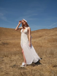 220929_BC_FLL_SPRING_BRIDAL_LOOK_04_0098.webp